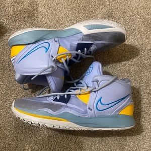 Kyrie infinity basketball shoes
